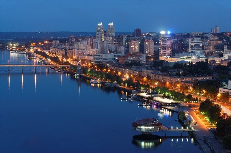 Куди піти в Дніпрі: топ кращих місць де можна погуляти та розважитися