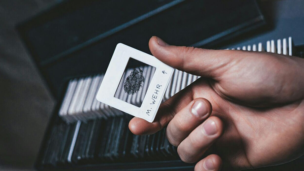 Фільми та Книги Декстер: слідами вбивці