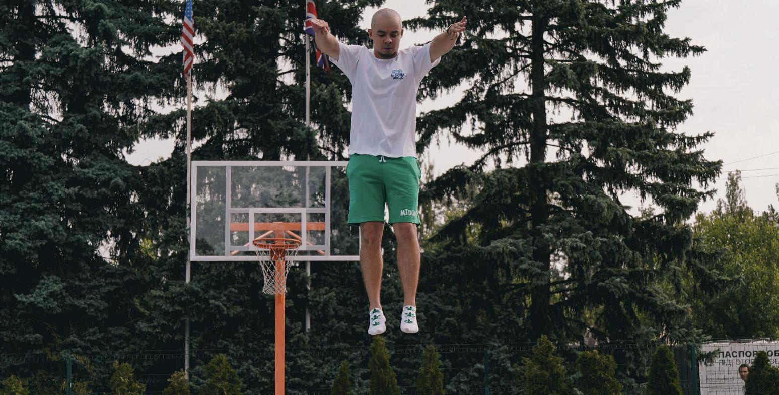 Батутний парк
